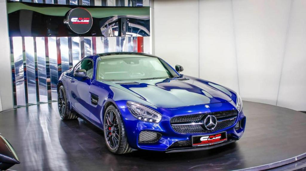 Exquisite-Looking Blue Mercedes-AMG GT S