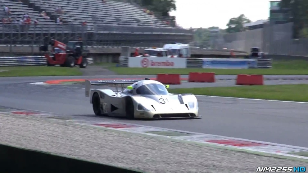 Hear The Roar Of The Sauber-Mercedes C11 V8 Engine