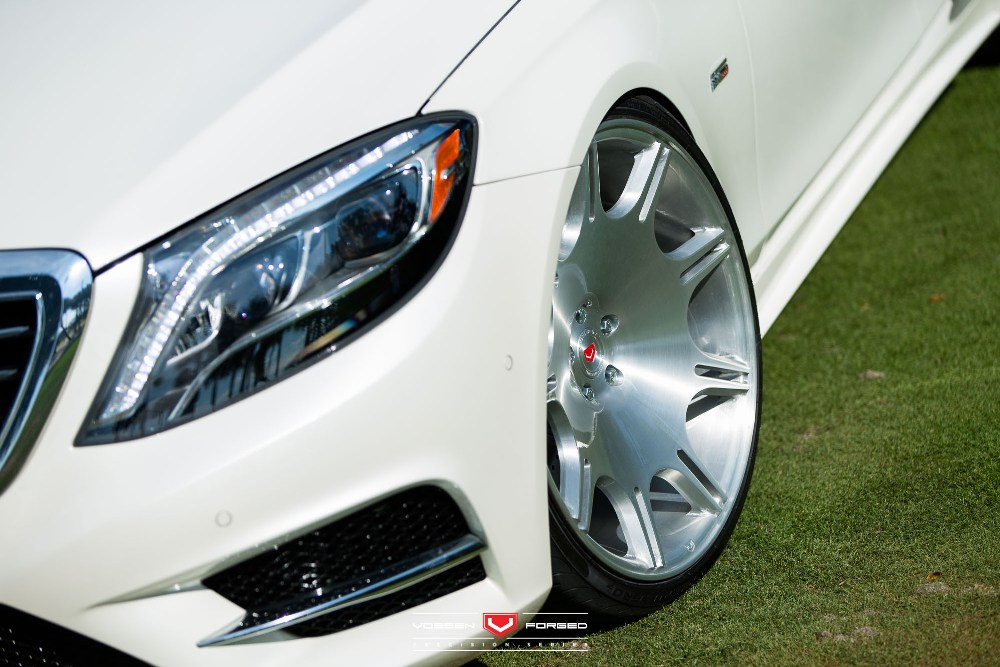 Mercedes-Benz S550 Given Vossen Wheels By RennTech