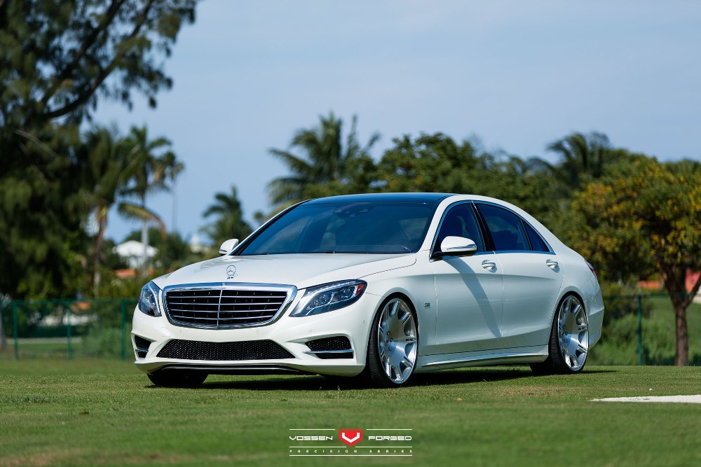 Mercedes-Benz S550 Given Vossen Wheels By RennTech