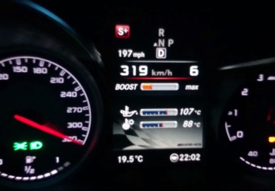 Renntech-Tuned Mercedes-AMG C63 Reaches 320 Km/h