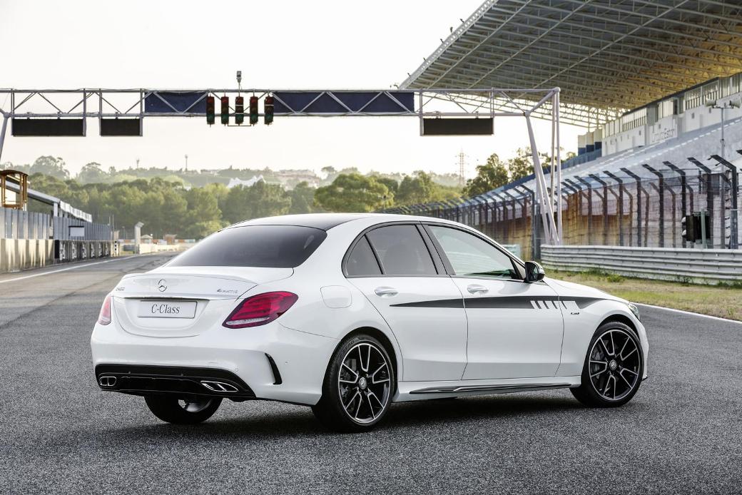New Mercedes-Benz C450 AMG Accessories Unveiled