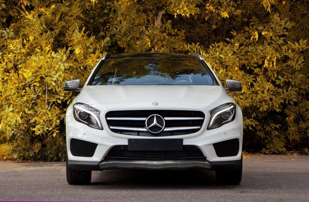 Mercedes-Benz GLA Kit Unveiled By Carbon Pro