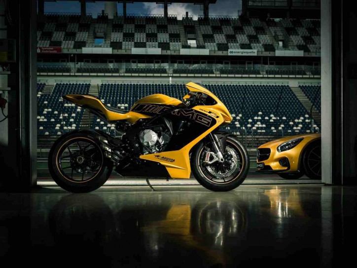 How to Ship a Mercedes-Benz Motorcycle Safely