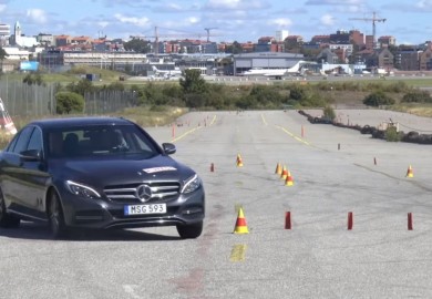 Mercedes-Benz C350e Failed Swedish Moose Test