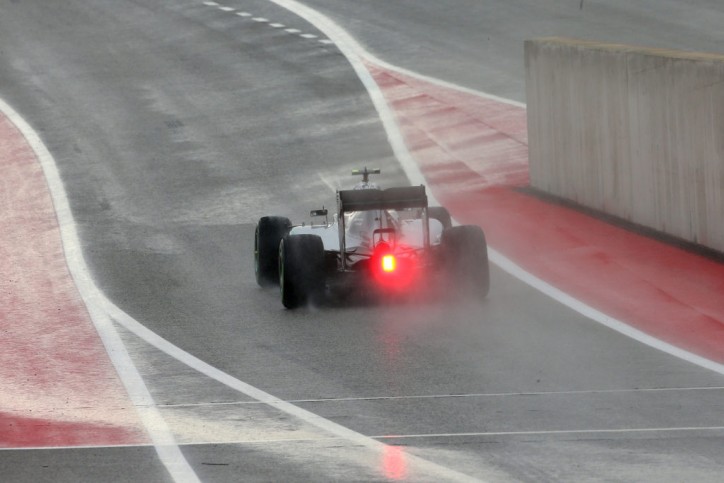 Rosberg takes pole in shortened US GP qualifying