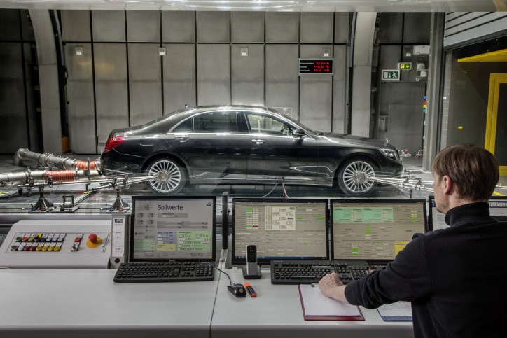 The integration of CO2 air conditioning system in Mercedes-Benz cars and its other types of autos will involve major redesign of some important components.