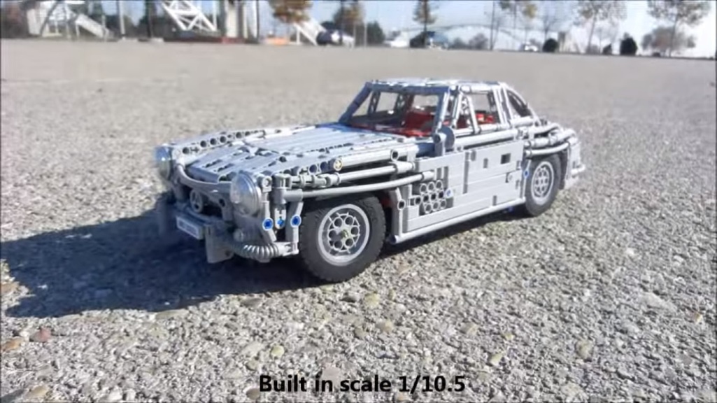 Check Out This Mercedes-Benz 300SL Gullwing Lego Model