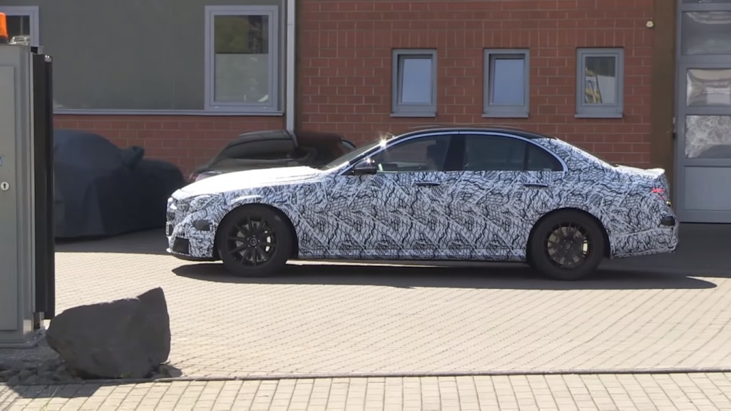 Spy Video Of Mercedes-AMG E63 At Nürburgring Emerges