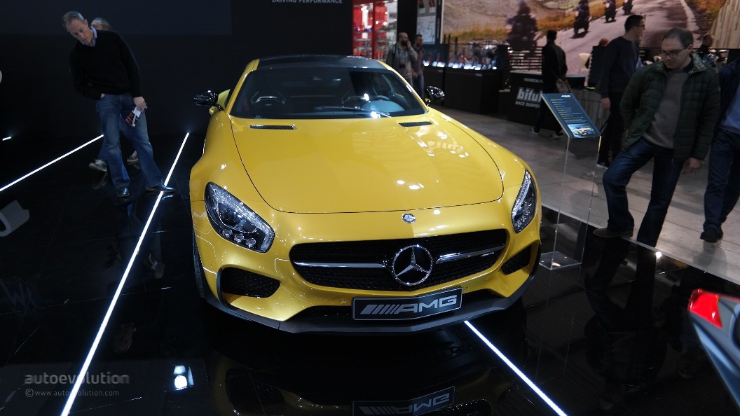 MV Agusta F3 800 AMG And Mercedes-AMG GT S Featured At The EICMA 2015
