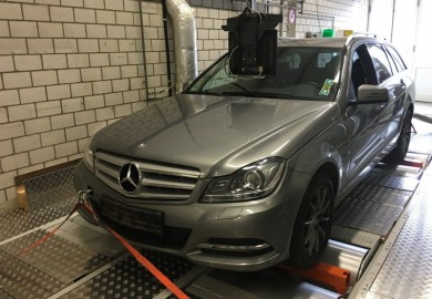 Mercedes-Benz C200 CDI Estate Emissions Higher Than Limit - German Lobby Group