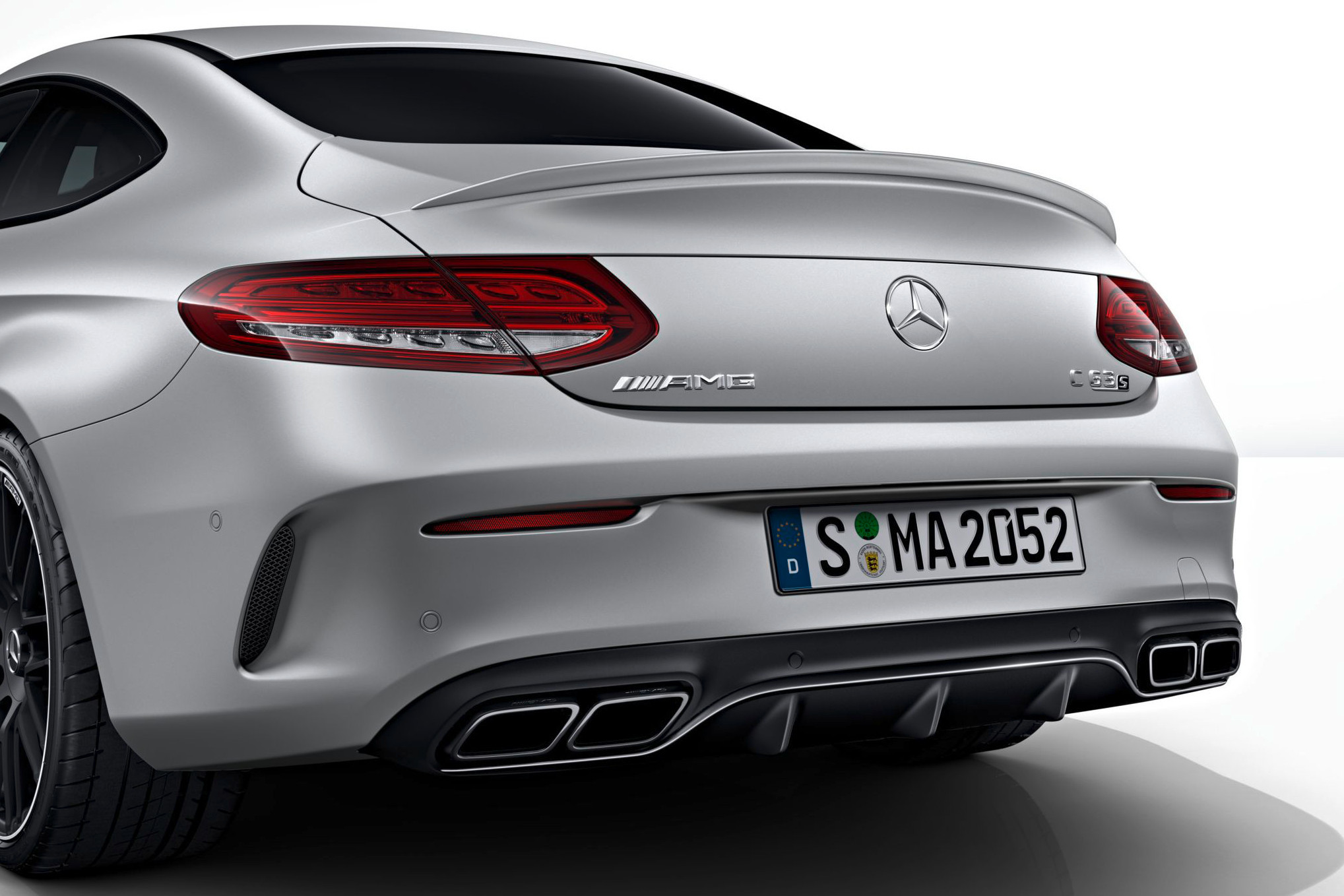 Night Package For Mercedes-AMG C63 Coupe Introduced