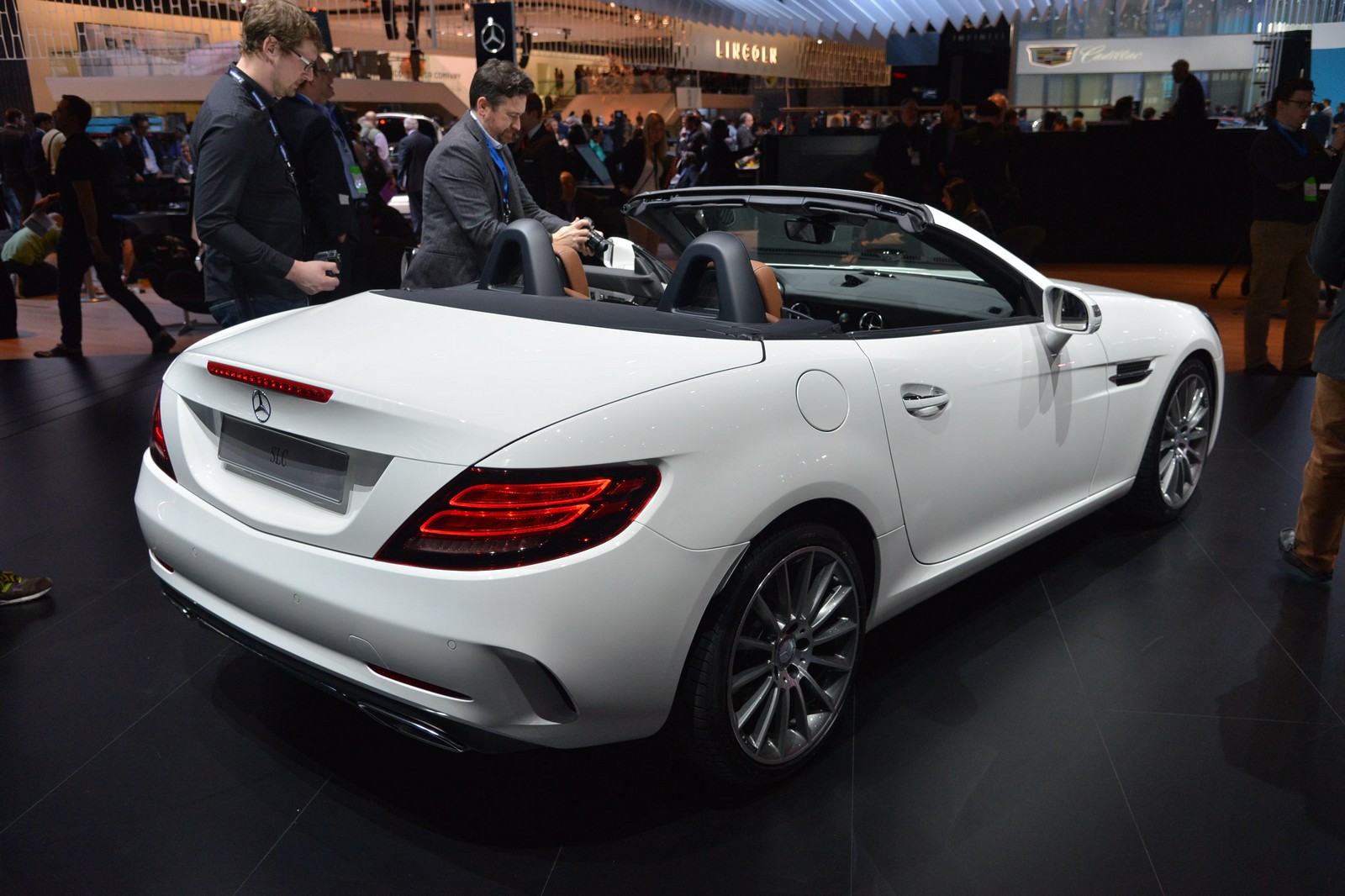Topless 2017 Mercedes-AMG SLC Unveiled 