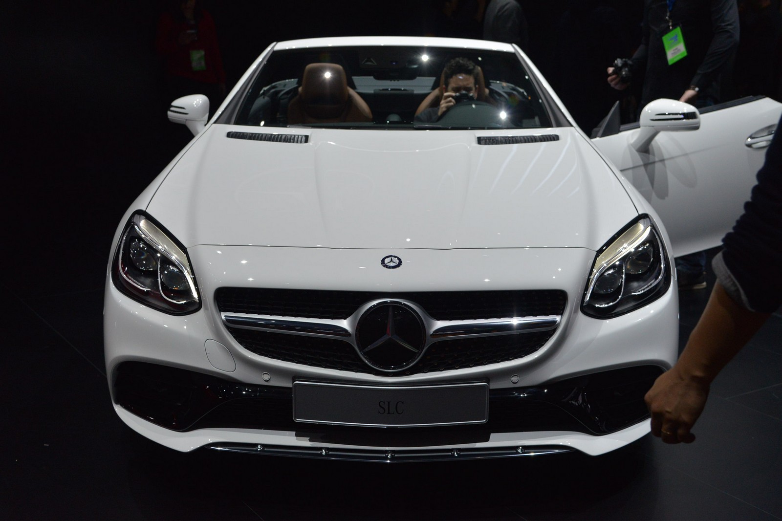 Topless 2017 Mercedes-AMG SLC Unveiled 