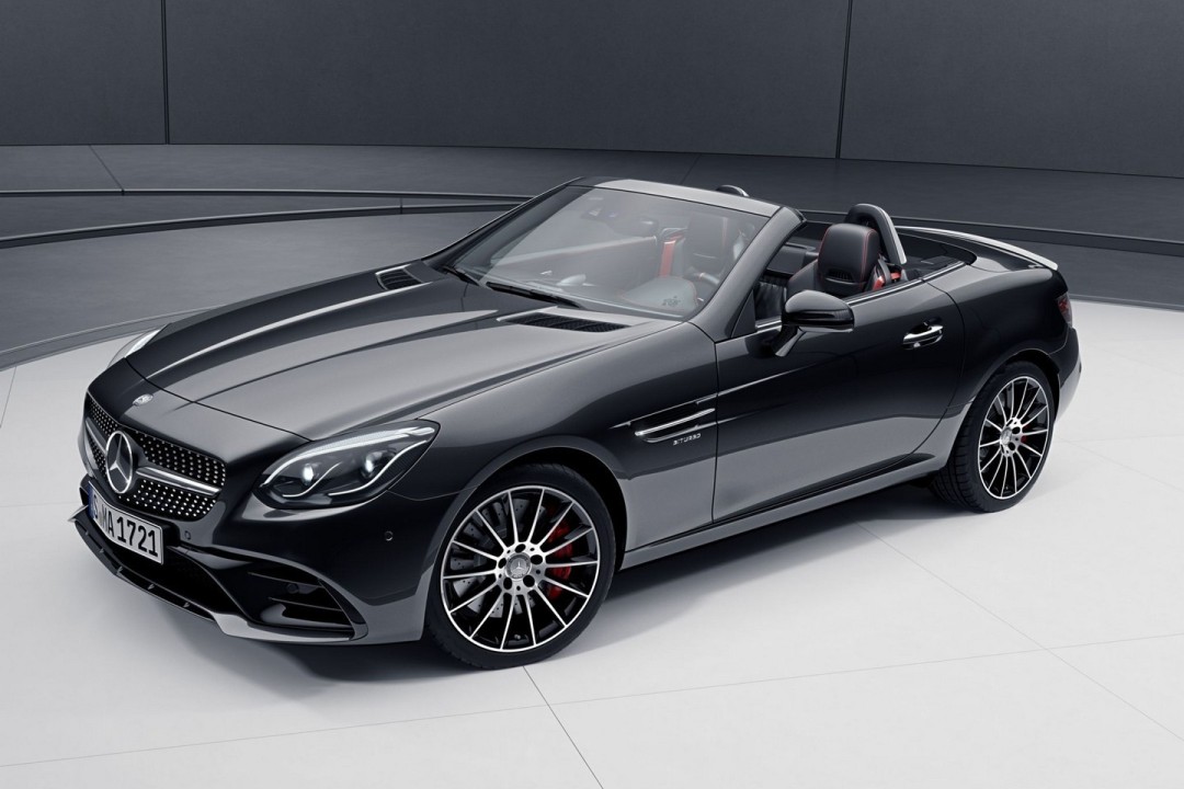 Optional Night Package Introduced For The Mercedes-Benz SLC