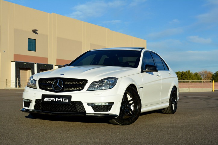 mercedes c63 amg (1)