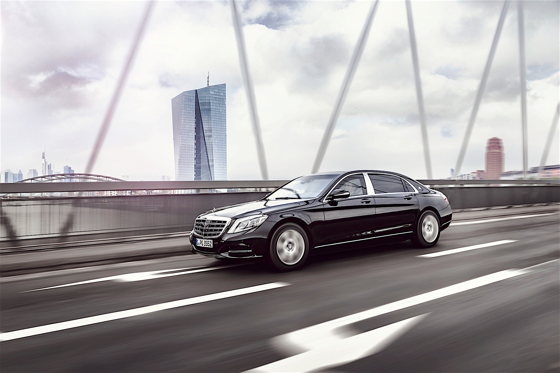 Mercedes-Maybach S600 Guard Offers High-Level Bulletproof Protection
