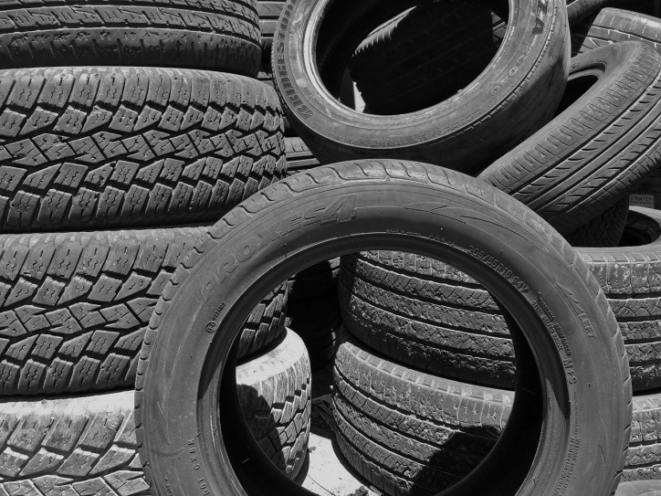 Mercedes-Benz Quick Tips: Choosing the Right Tyres for Your Car
