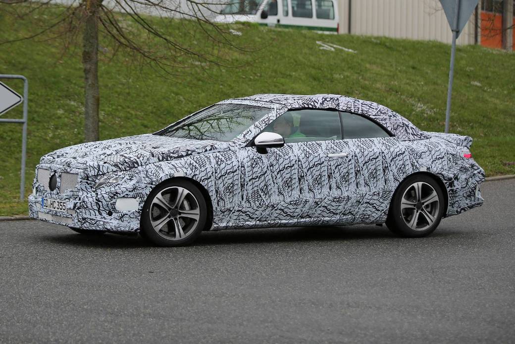 Spy Shots Of New Mercedes-Benz E-Class Cabriolet Emerge