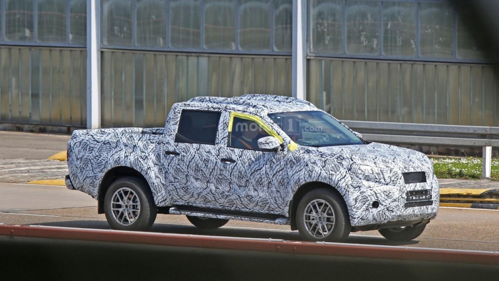 US Release Mercedes-Benz GLT Luxury Pickup Uncertain