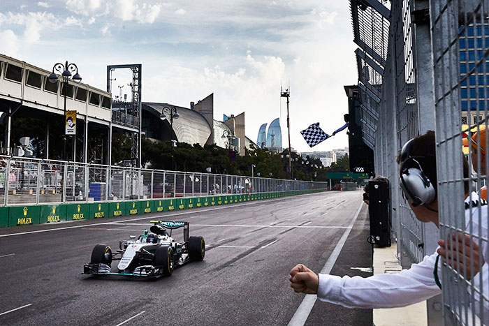 F1: Rosberg wins European GP; Hamilton finishes fifth for Mercedes