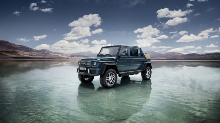 Mercedes-Maybach G 650 Landaulet ;*Kraftstoffverbrauch kombiniert: 17,0 l/100 km, CO2-Emissionen kombiniert: 397 g/km Mercedes-Maybach G 650 Landaulet; *Fuel consumption combined: 17.0 l/100 km, CO2 emissions combined: 397 g/km