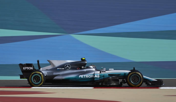 Bottas takes pole ahead of Hamilton for Bahrain GP