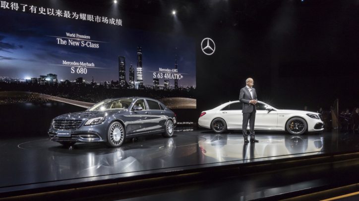 Mercedes-Benz S-Klasse Weltpremiere im Rahmen der Mercedes-Benz Media Night auf der Auto Shanghai 2017.