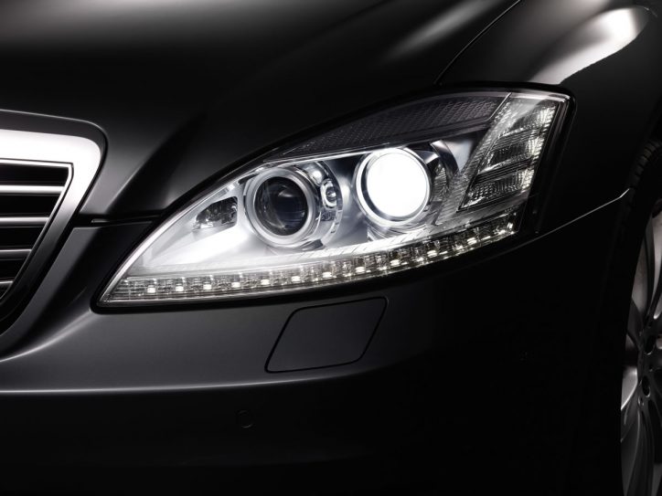 Exploring The Benefits Of Fog Lights For A Mercedes-Benz Car