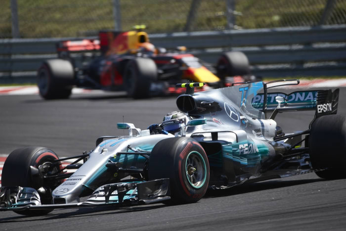 Hamilton gives up podium spot for Bottas as Ferrari takes 1-2 at Hungarian GP