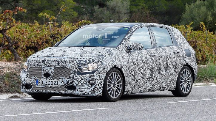 Redesigned Mercedes-Benz B-Class Spied in Action