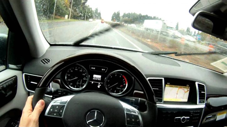 5 Dangers You Need to Be Aware of When Driving Your Mercedes-Benz