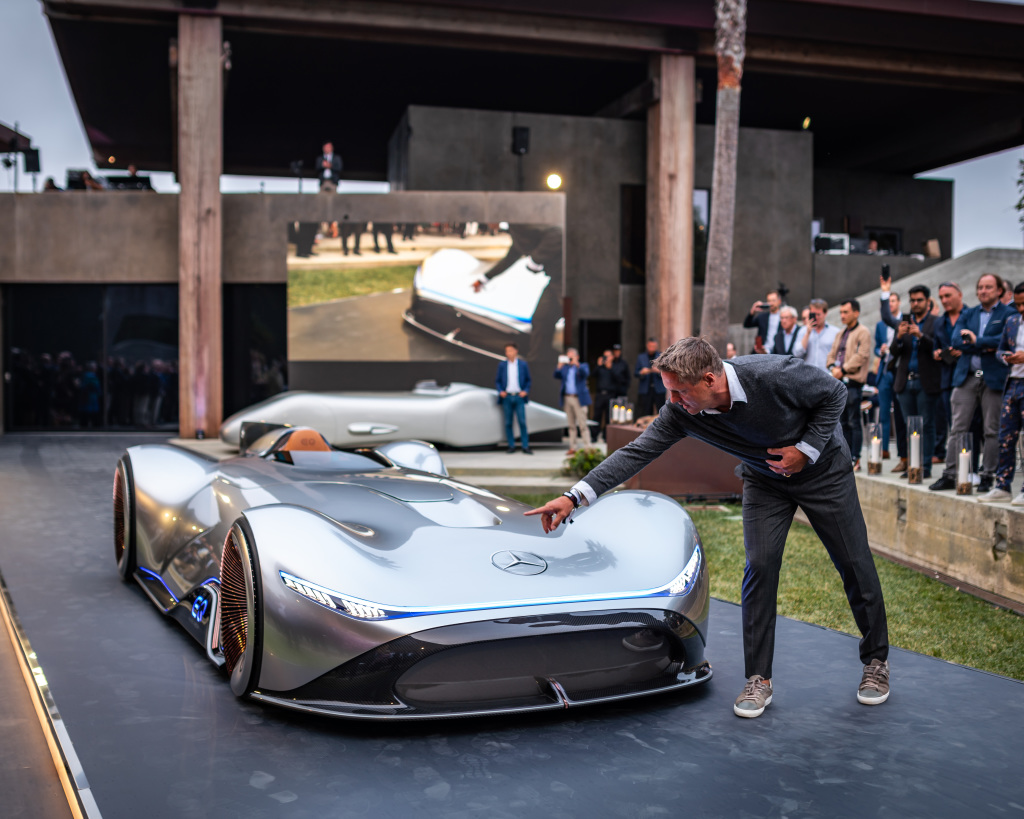 Mercedes Benz Vision EQ Silver
