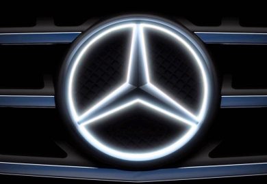 mercedes-benz illuminated logo