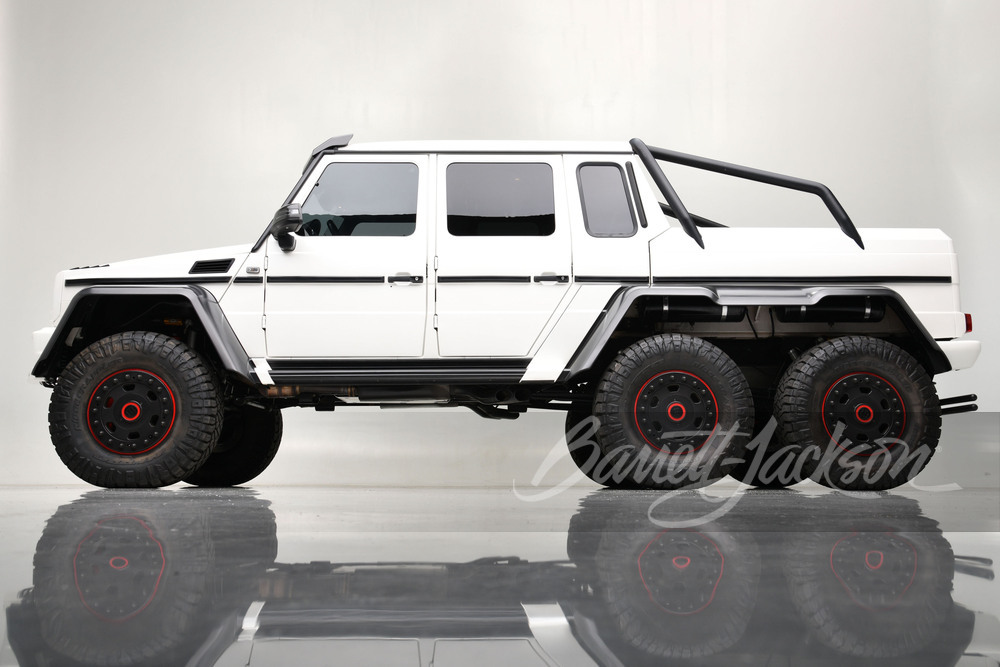 Mercedes-Benz G63 AMG 6x6 By Brabus Has 700 HP, $1 Million Price Tag, Carscoops