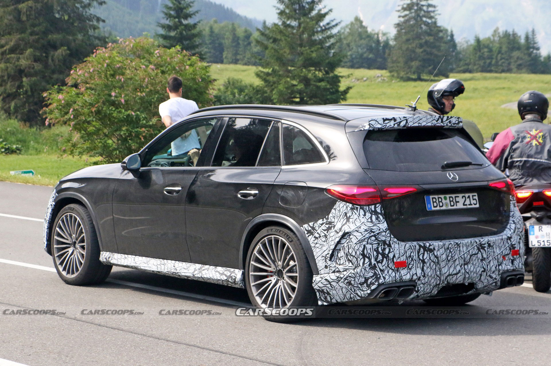 Mercedes GLC 63 AMG карбон зеркала