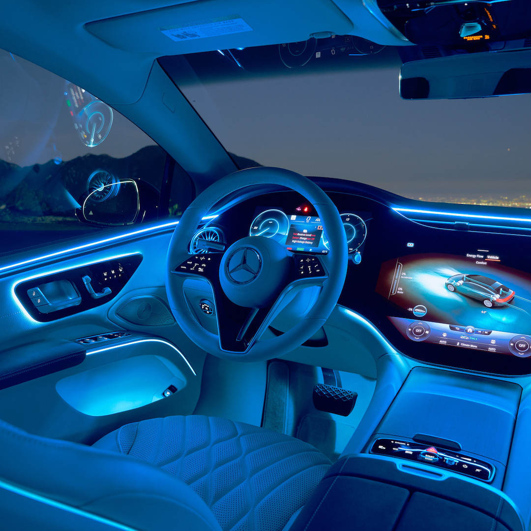 Illuminating Luxury: Ambient Lighting in Mercedes-Benz Models –
