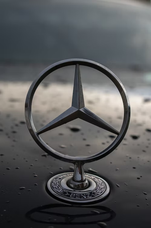 The Benefits of Buying a Mercedes