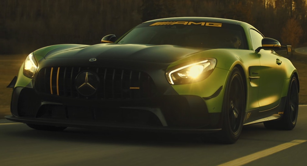 mercedes-amg gt r