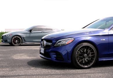 Mercedes-AMG C43 vs Infiniti Q60 Red Sport in a drag race