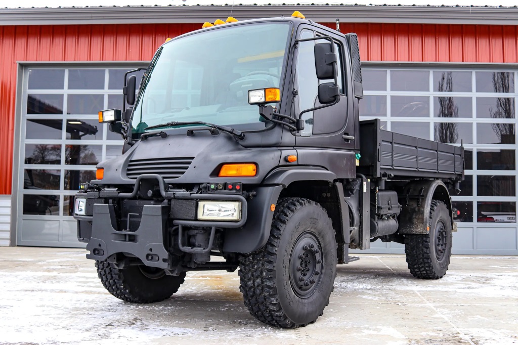 Mercedes-Benz Unimog