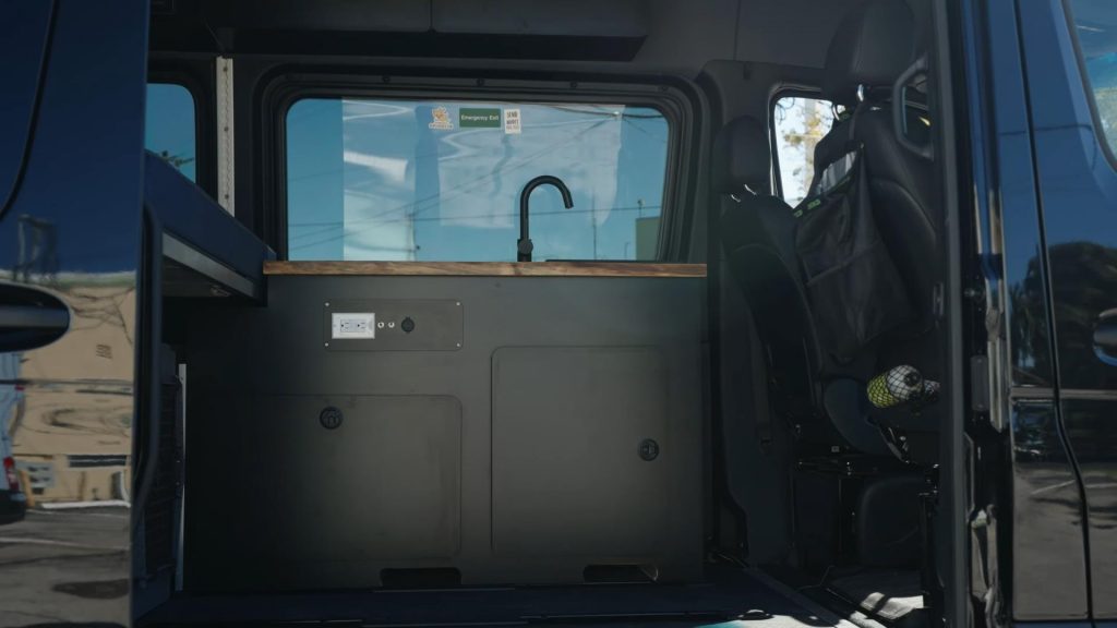 Mango Vans Converts A Mercedes-Benz Sprinter Into A K9 Transporter